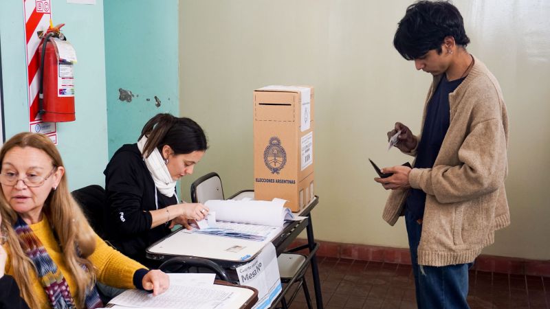 A una hora del cierre de los comicios en San Rafael votó más del 60%